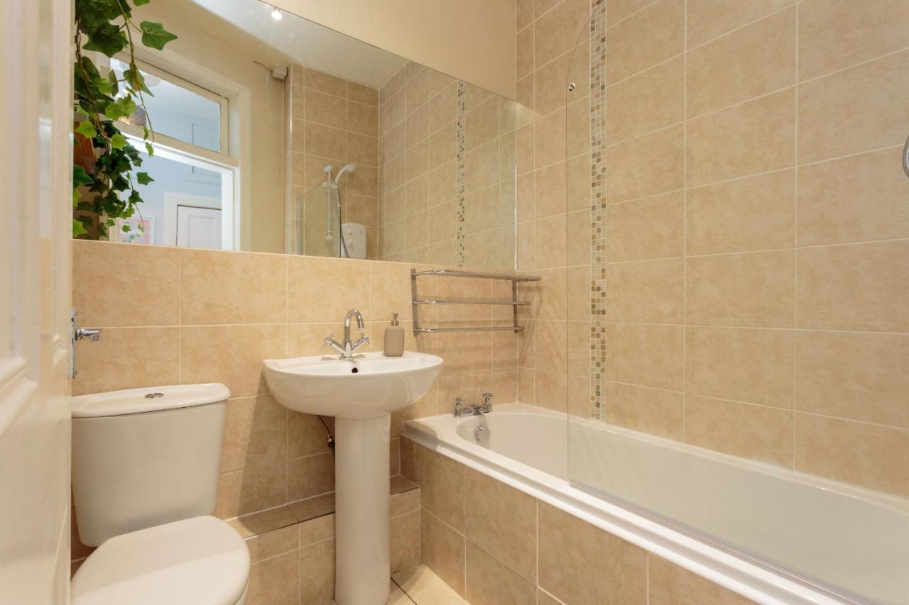 Апартаменты Cute - 1Bd Near Centre - Leith Walk Эдинбург Экстерьер фото